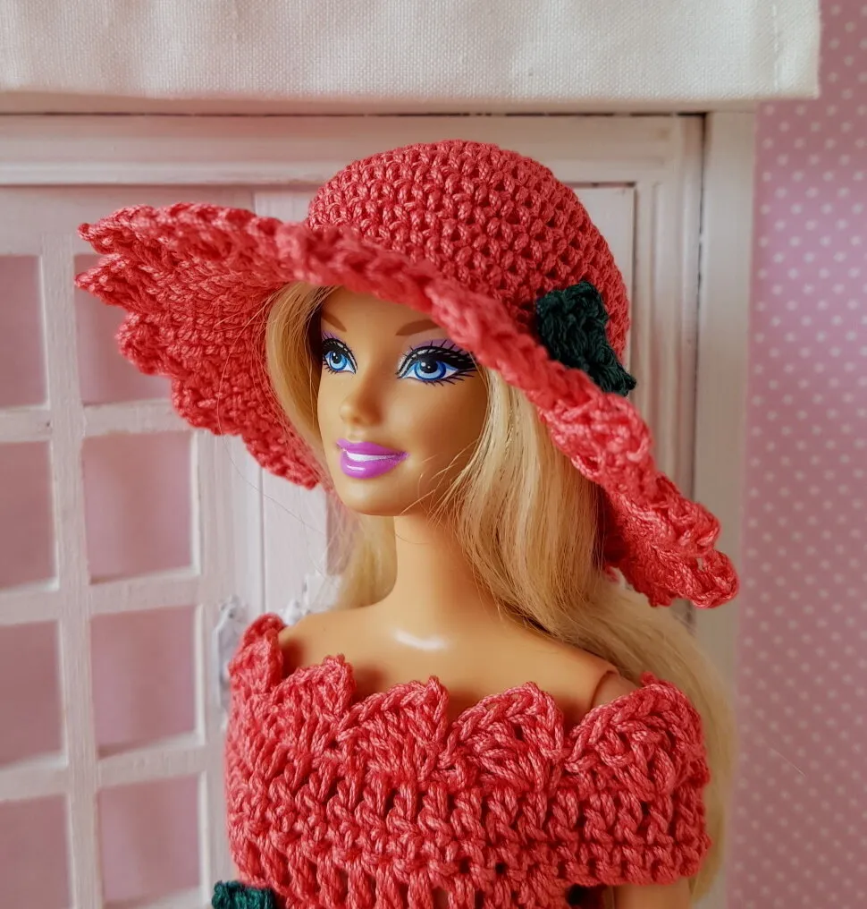 "Fiorine" patron crochet poupée Barbie