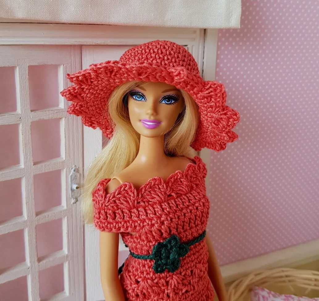 "Fiorine" patron crochet poupée Barbie