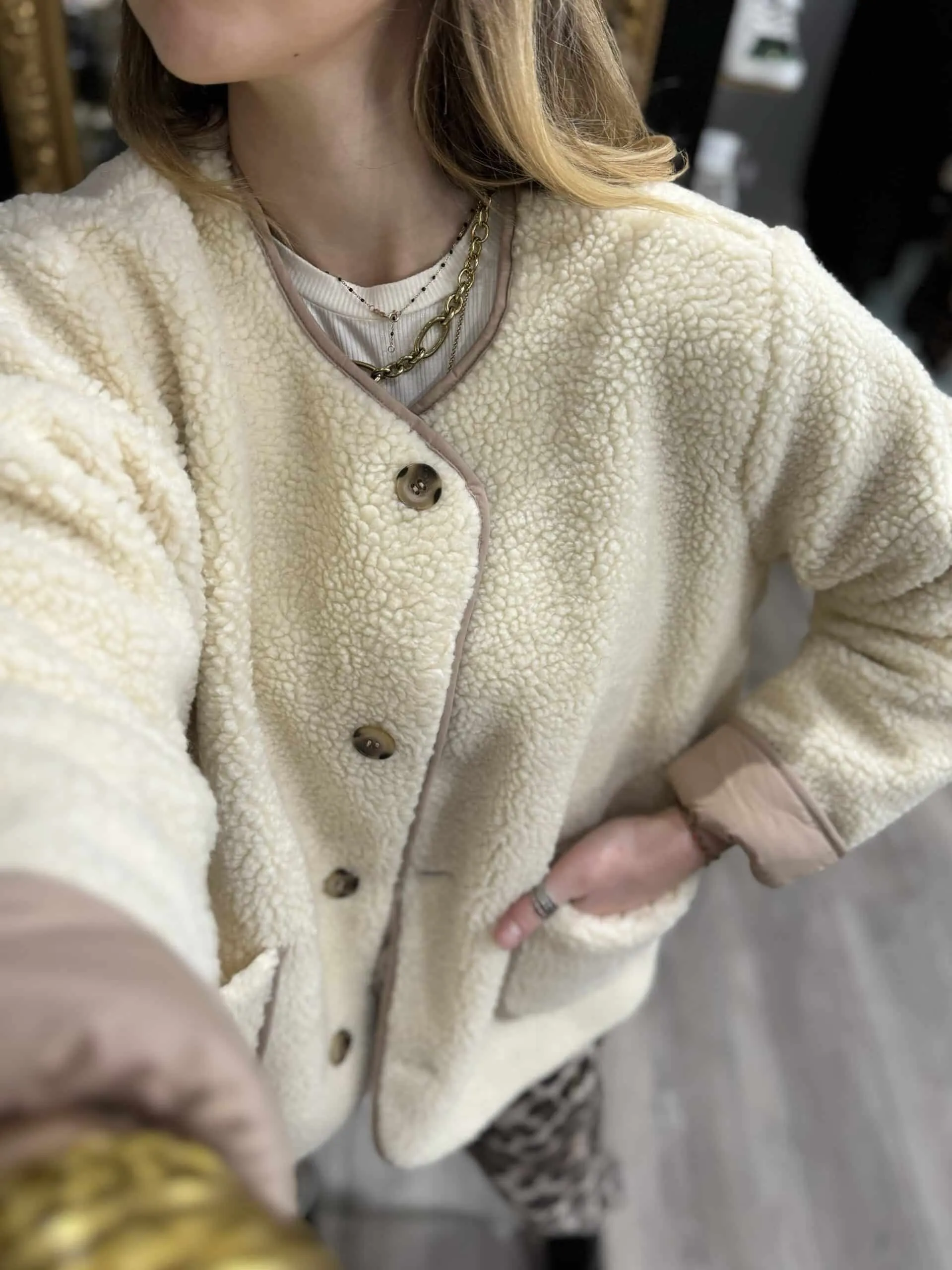 Veste réversible nude/mouton | Concept Store En Ligne | Jade & Lisa